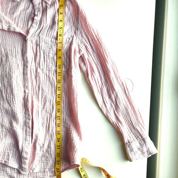 Beach Lunch Lounge Pink Crinkle Shirt, Button Down Blouse, Anthropology, Size M - Picture 10 of 10